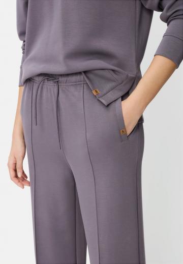 Прямые брюки