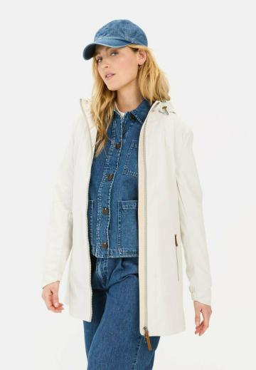 Короткое пальто