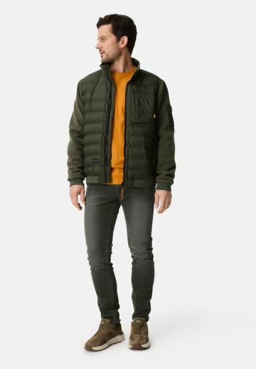 Узкие джинсы