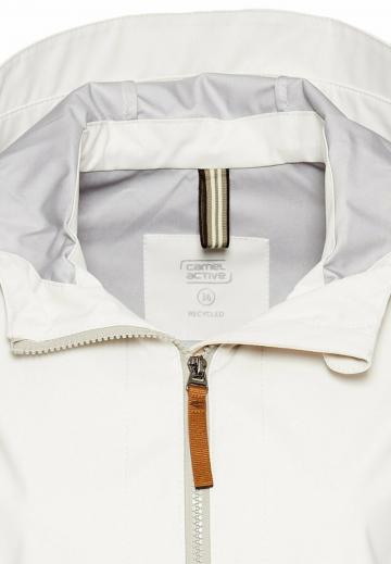 Короткое пальто