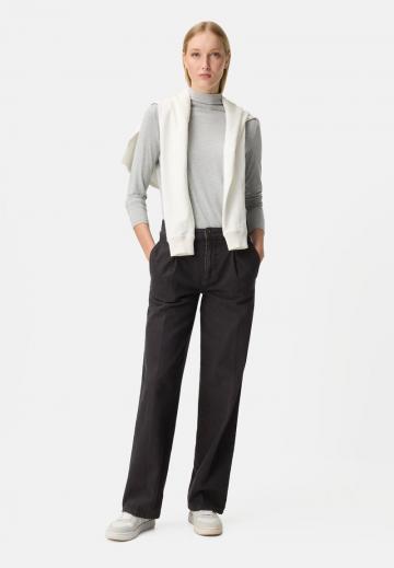 Свободные джинсы