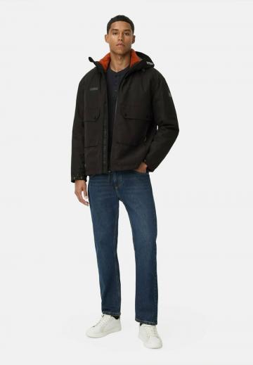 Зимняя куртка