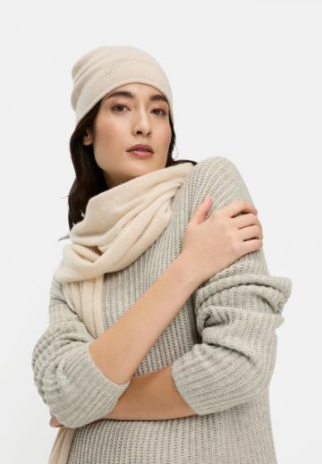 Вязаное платье