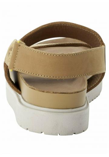 Босоножки на платформе