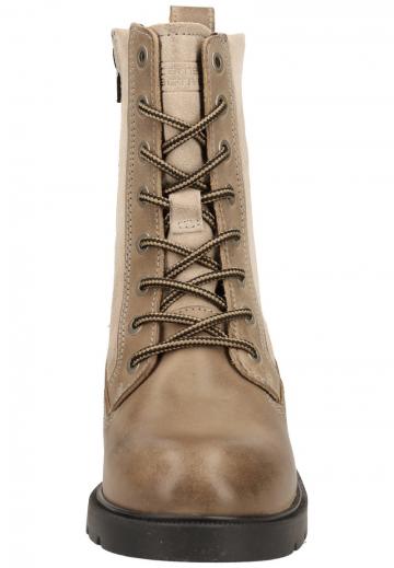 Ботинки на шнуровке