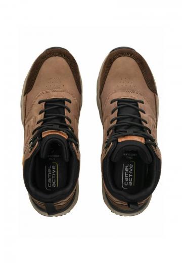 Ботинки на шнуровке