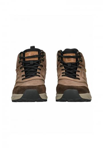 Ботинки на шнуровке