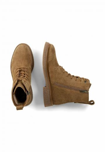 Ботинки на шнуровке