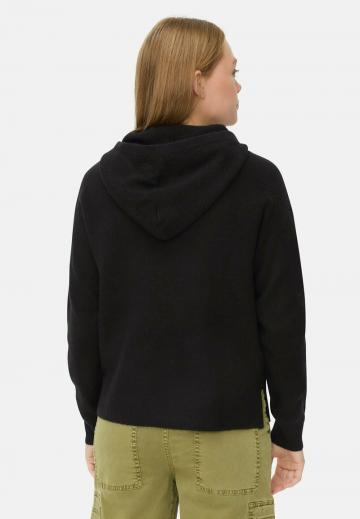 Пуловер с капюшоном