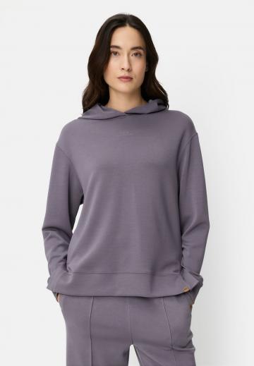 Пуловер с капюшоном