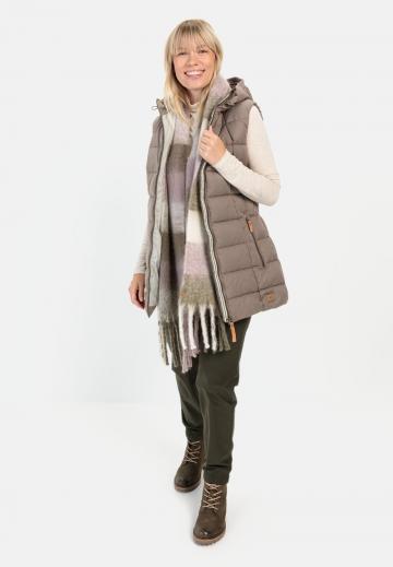 Длинный жилет