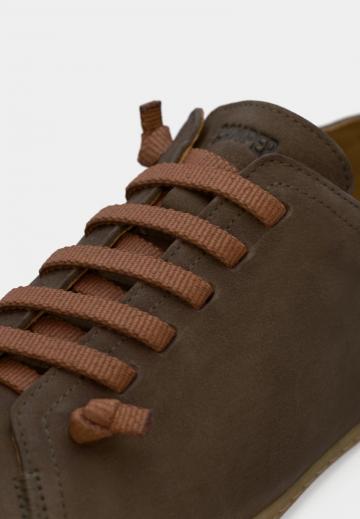 Ботинки на шнуровке