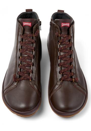 Ботинки на шнуровке