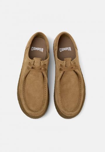 Ботинки на шнуровке