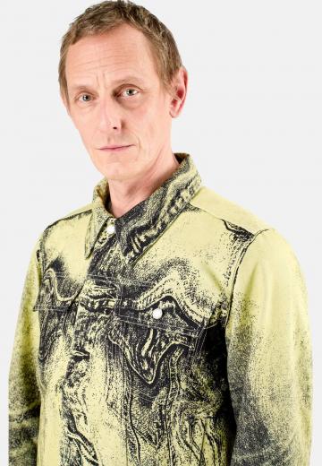 Джинсовая куртка