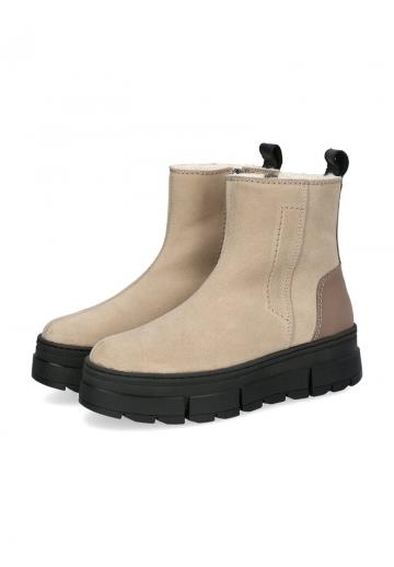 Зимние ботинки