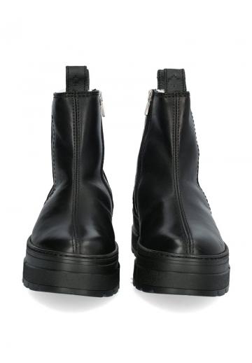 Зимние ботинки