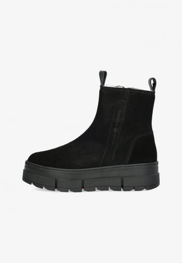 Зимние ботинки