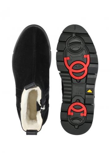 Зимние ботинки