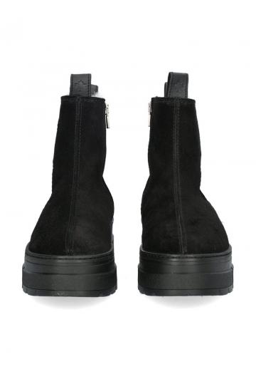 Зимние ботинки