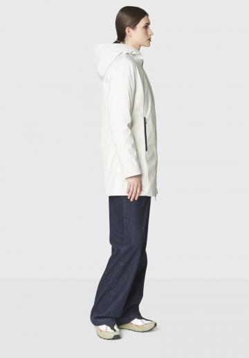 Короткое пальто