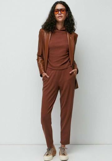 Пуловер с капюшоном