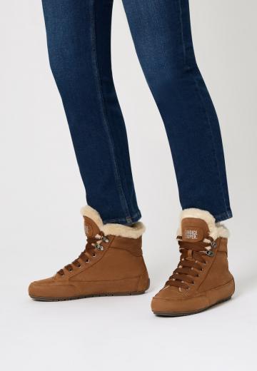 Зимние ботинки