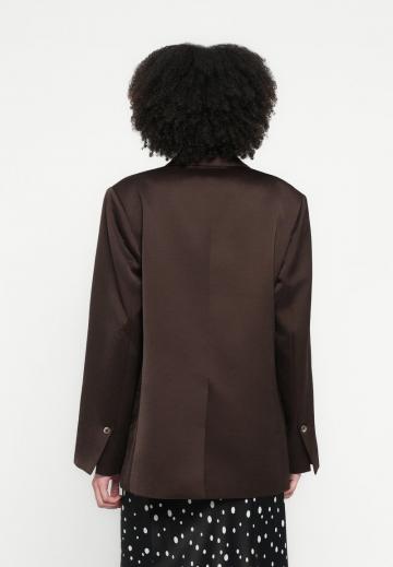 Длинный блейзер