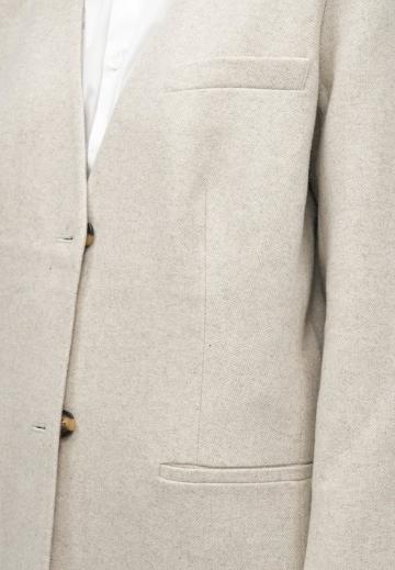 Шерстяное пальто