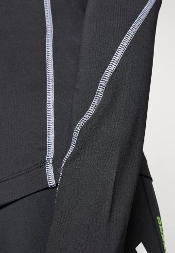 Спортивная майка