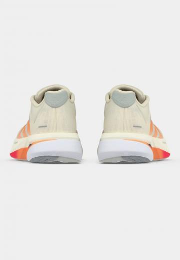 Беговые кроссовки