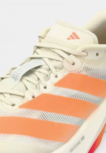 Беговые кроссовки