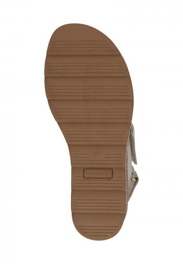 Босоножки на танкетке