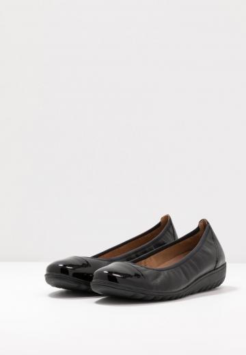 Спортивные балетки