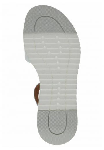 Босоножки на танкетке