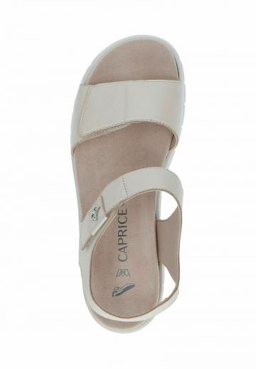 Босоножки на танкетке