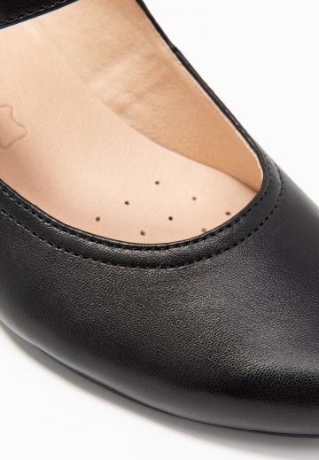 Туфли с ремешком