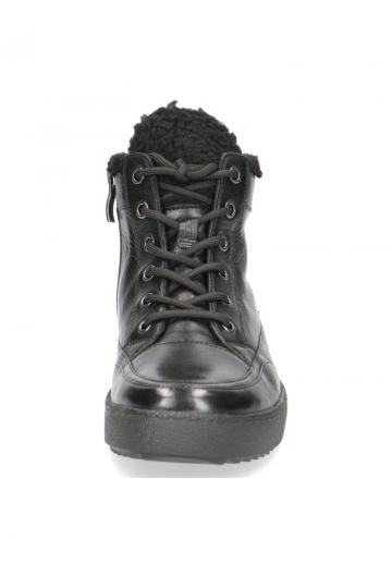 Ботинки на шнуровке
