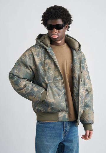 Зимняя куртка