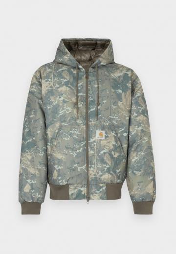 Зимняя куртка