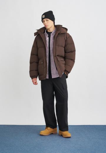 Зимняя куртка