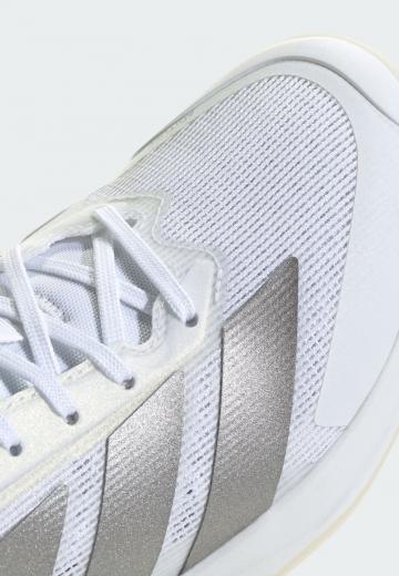 Теннисные кроссовки