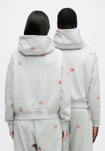 Пуловер с капюшоном