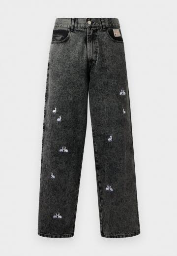 Джинсы бойфренда