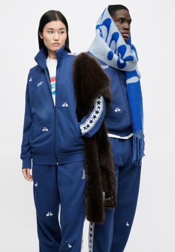 Спортивные штаны