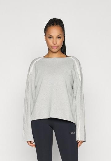 Спортивная толстовка