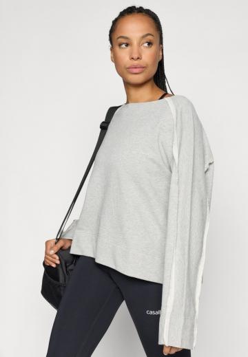 Спортивная толстовка