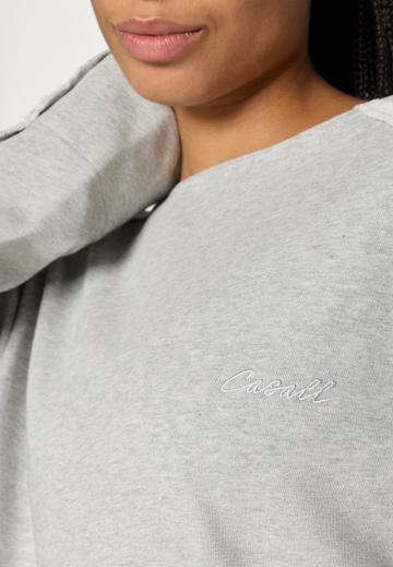 Спортивная толстовка