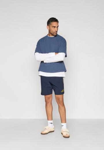 Спортивныве шорты