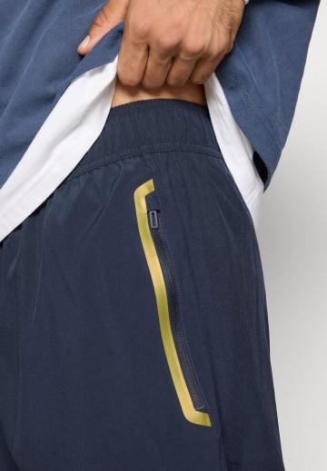 Спортивныве шорты